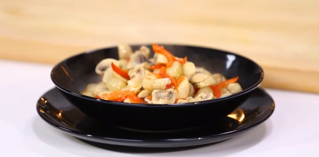 Kapya Biberli Zeytinyağlı Mantar Tarifi