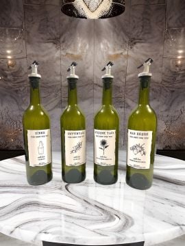 750 ML Koyu Şişe Sızdırmaz Başlıklı 4 Adet Cam Şişe Yağdanlık Altlıksız Zeytinyağı-Ayçiçekyağı Nar Ekşisi ve Sirke Yazılı