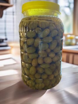 İri Meyveli Domat El Kırması Sofralık Yeşil Zeytin Net 1900 Gram Brüt 3000 Gram