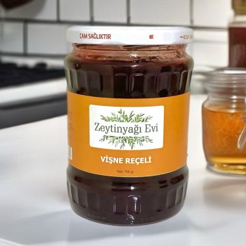 Naturel Vişne Reçeli Cam Şişe 710 Gram