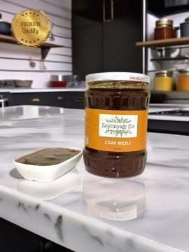 Naturel Çilek Reçeli Cam Şişe 710 Gram