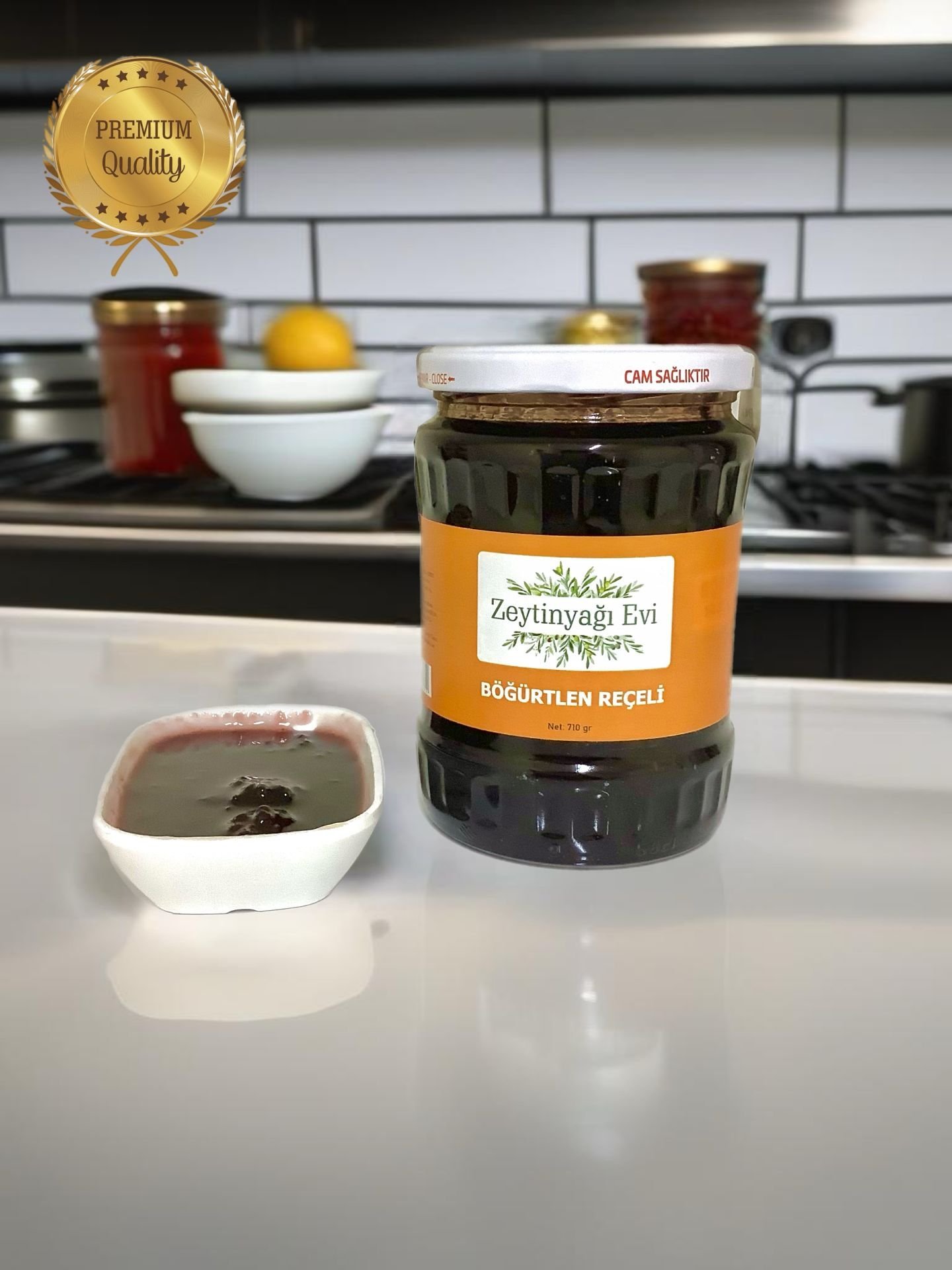 Yöresel Lezzetler Böğürtlen Reçeli Cam Kavanozda 710 Gram